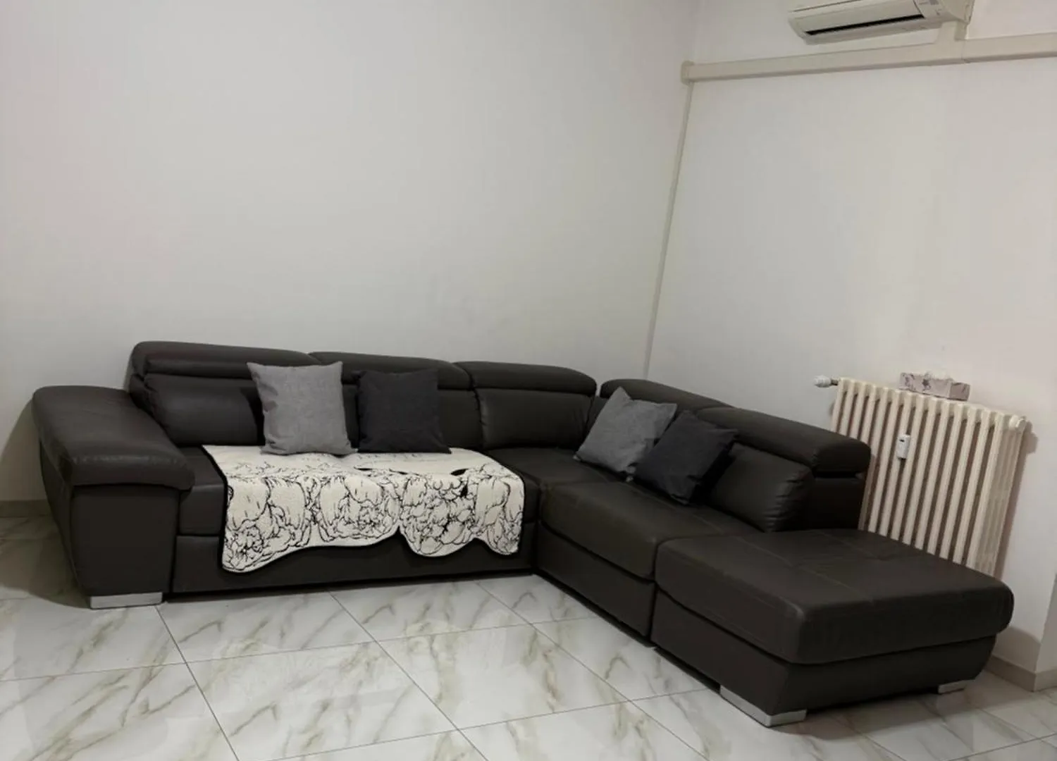 Spacious 3Br Flat Bignami Appartement Milaan
